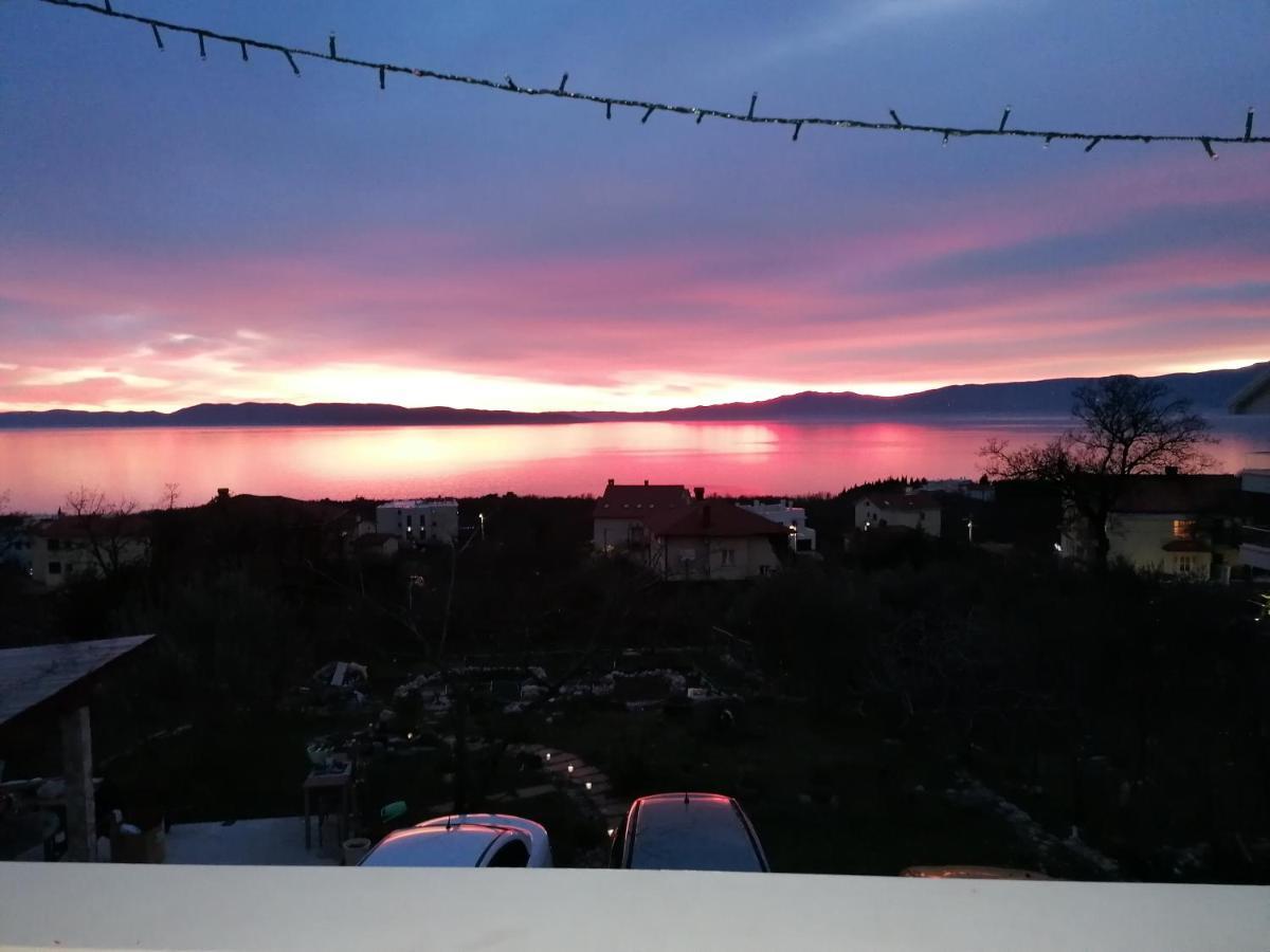 Apartment Lucija กอสเตรนา ภายนอก รูปภาพ