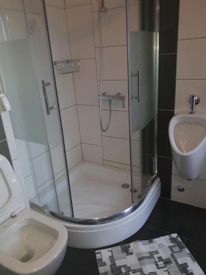 Apartment Lucija กอสเตรนา ภายนอก รูปภาพ