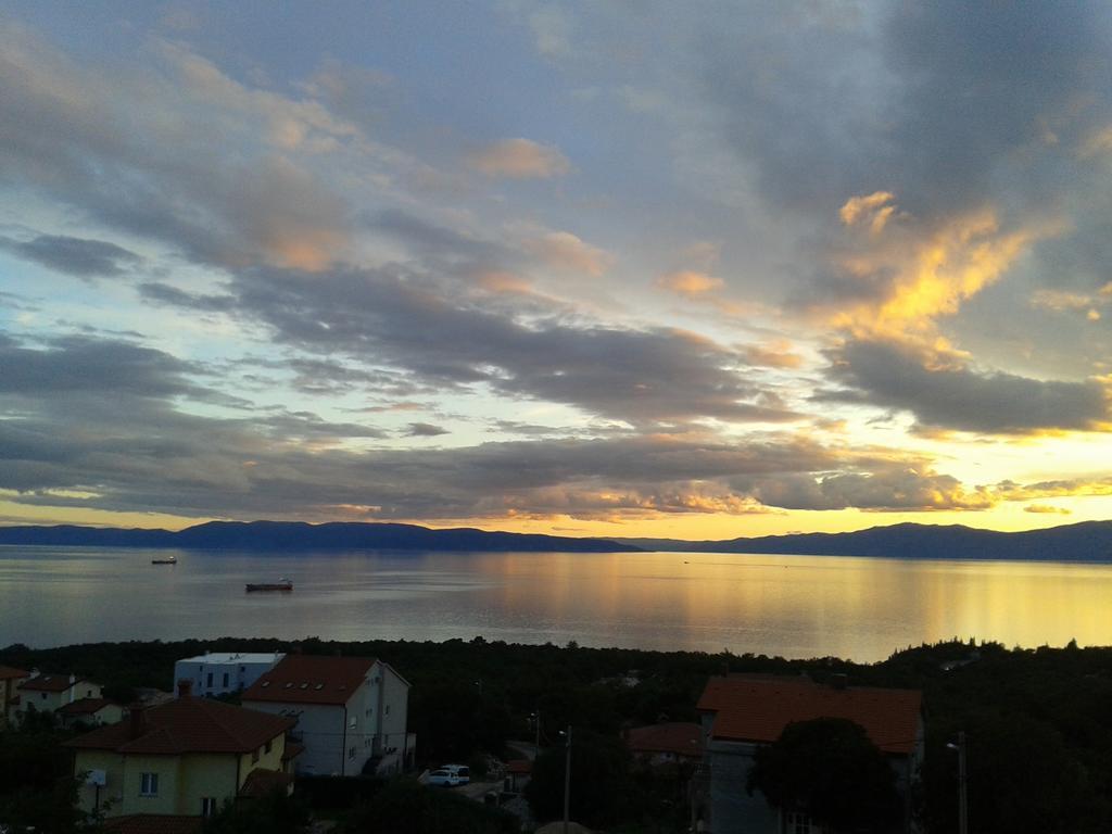 Apartment Lucija กอสเตรนา ภายนอก รูปภาพ